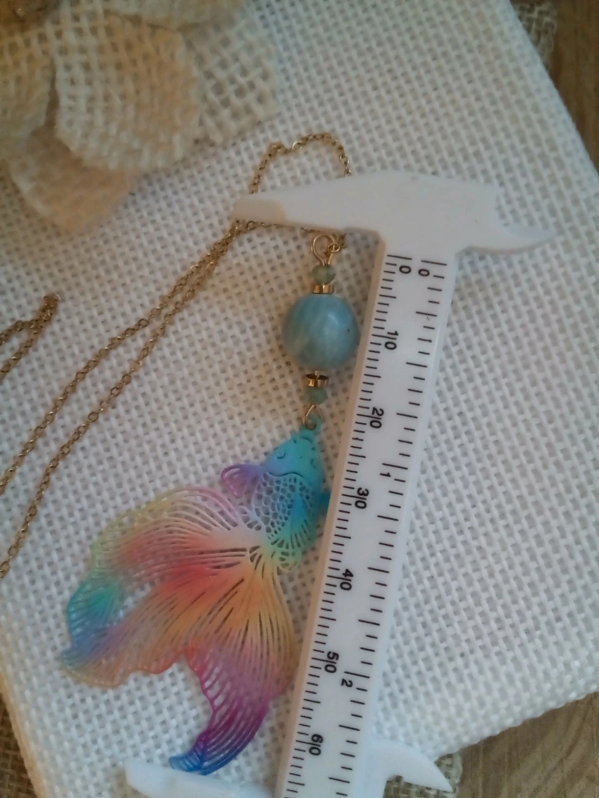 Kleurrijke viscollier en blauwe larimar-steen – photo 4